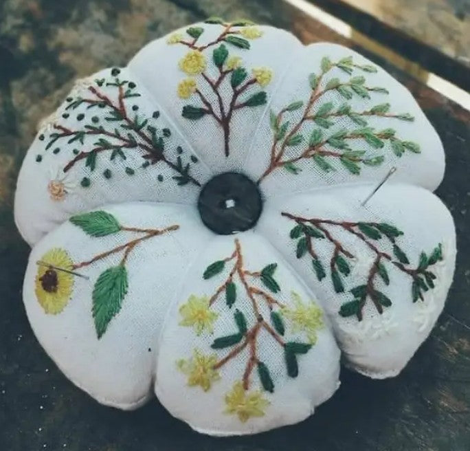 PINCUSHION DAISY MIMOSA EMBROIDERED