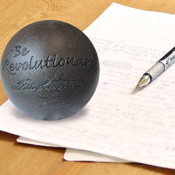 Cannonball Paperweight - The Shops at Mount Vernon