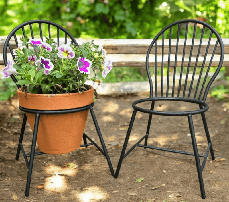 Mount Vernon Windsor Chair Planter - The Shops at Mount Vernon