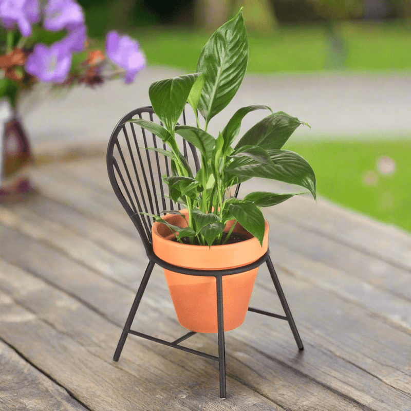 Mount Vernon Windsor Chair Planter - The Shops at Mount Vernon