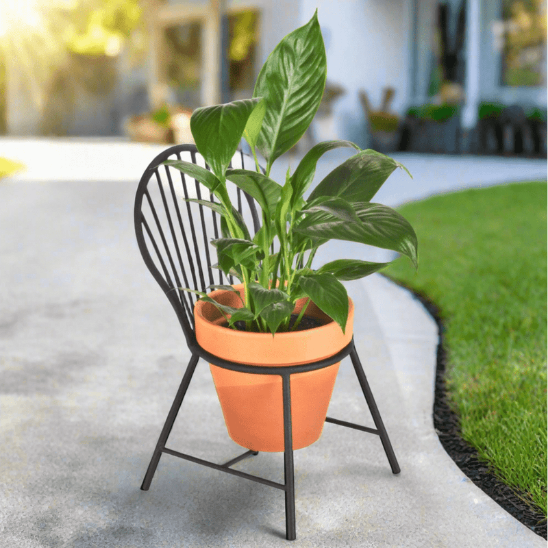 Mount Vernon Windsor Chair Planter - The Shops at Mount Vernon