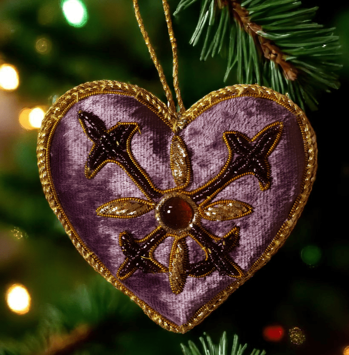 Purple Heart Ornament St. Nicolas - The Shops at Mount Vernon
