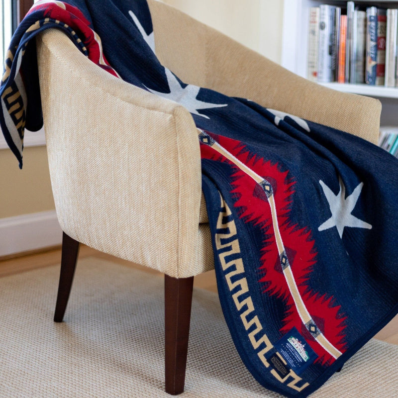 Pendleton Mount Vernon Commander-in-Chief Blanket - Pendleton Woolen Mills - The Shops at Mount Vernon